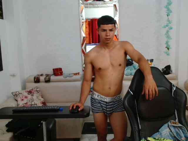 alexander-cr Sex Cam Show