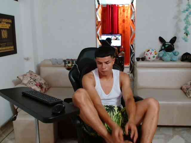 alexander-cr Sex Cam Show