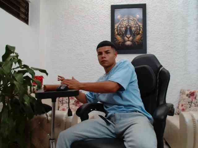 alexander-cr Sex Cam Show