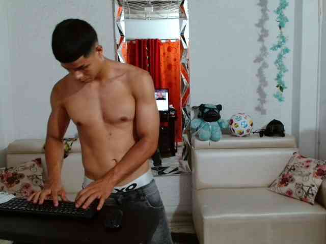 alexander-cr Sex Cam Show