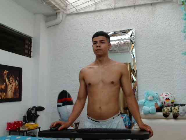 alexander-cr alexander-cr