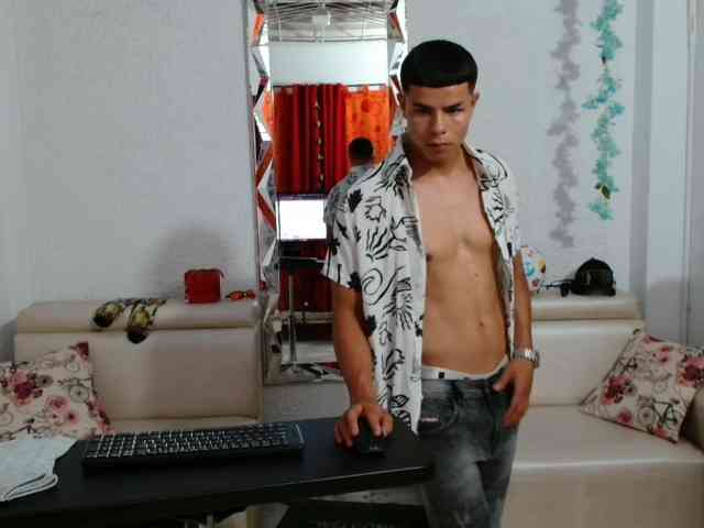 alexander-cr Sex Cam Show