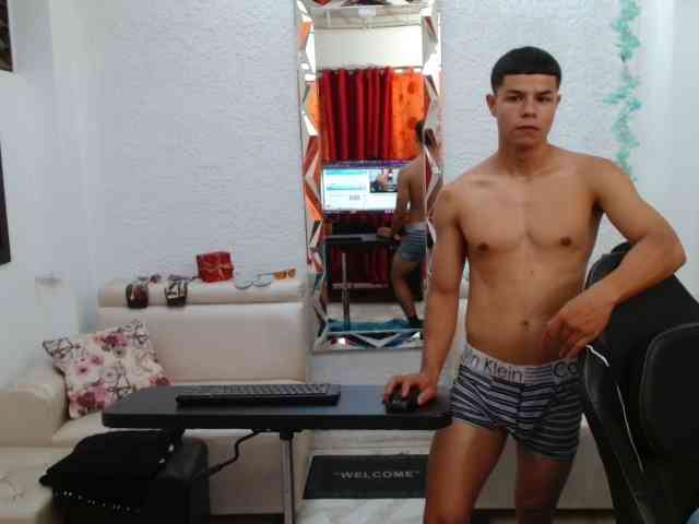alexander-cr Sex Cam Show