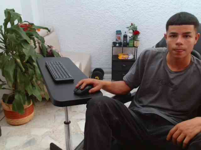 alexander-cr Sex Cam Show