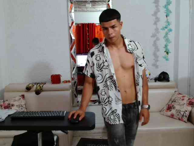 alexander-cr Sex Cam Show