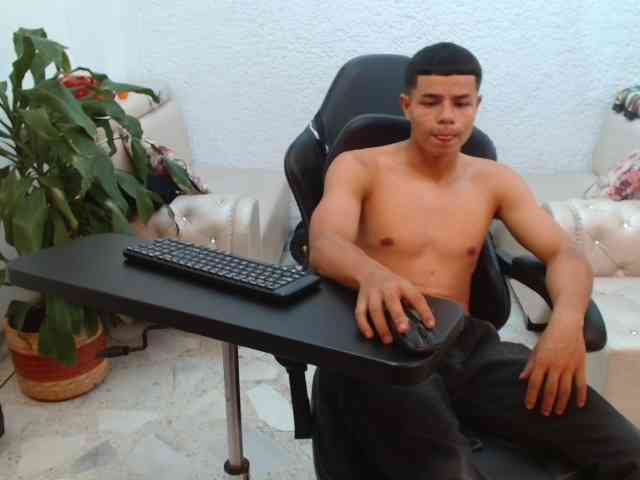alexander-cr Sex Cam Show