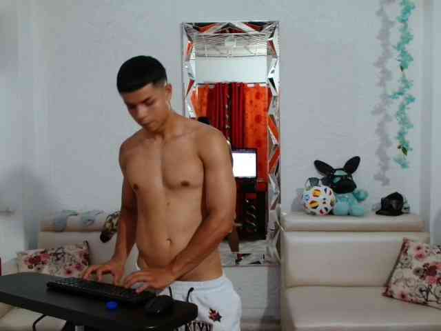 alexander-cr Sex Cam Show