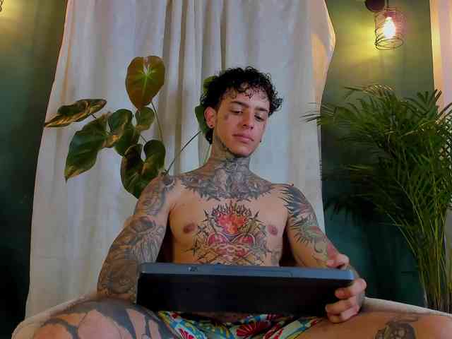 Aronford Sex Cam Show
