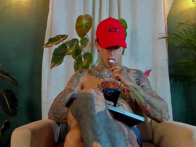 Aronford Sex Cam Show