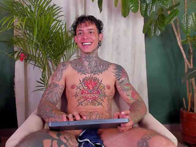 Aronford Sex Cam Show