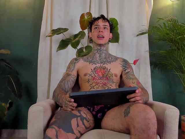 Aronford Sex Cam Show