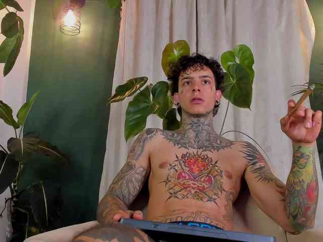 Aronford Sex Cam Show