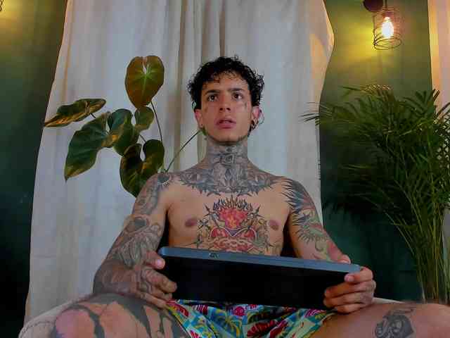 Aronford Sex Cam Show