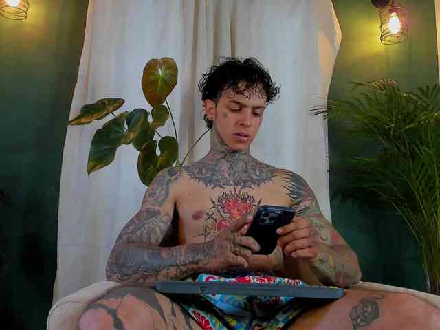 Aronford Sex Cam Show