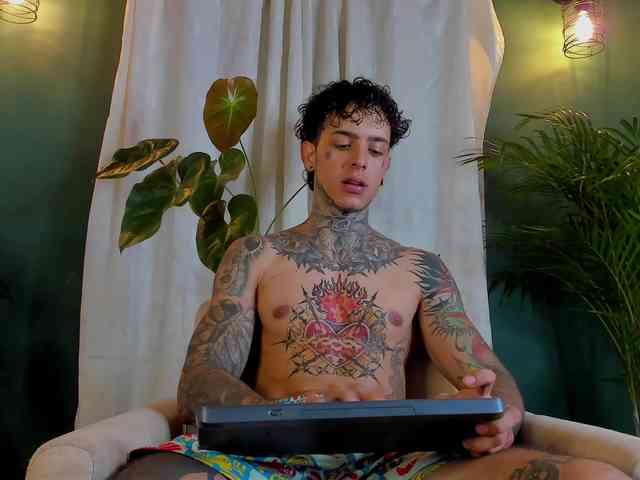Aronford Sex Cam Show