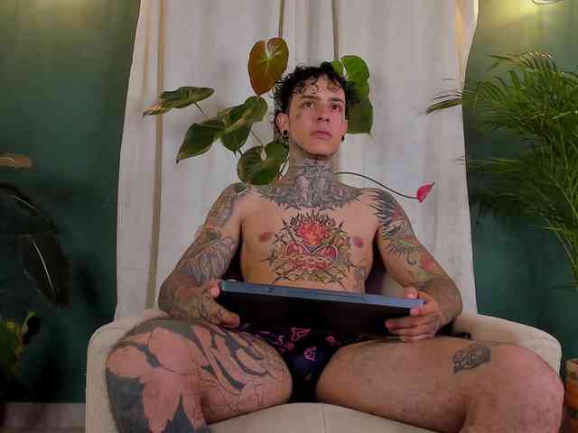 Aronford Sex Cam Show
