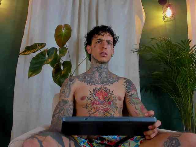 Aronford Sex Cam Show