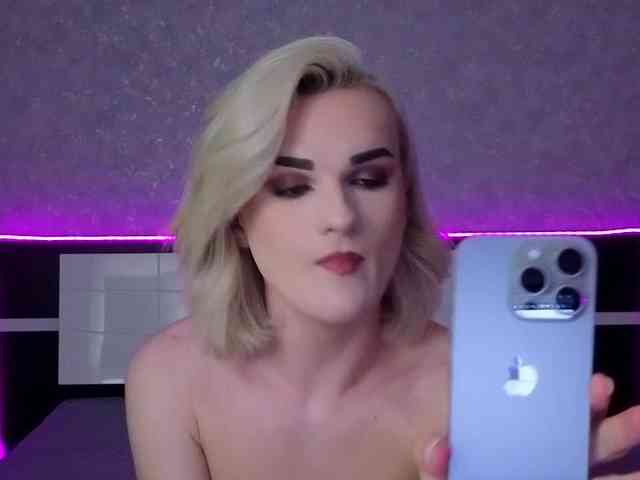 vulgarblondee Sex Cam Show