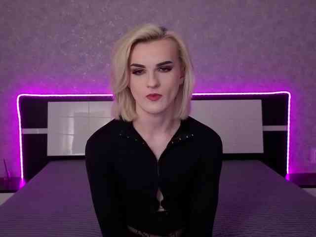 vulgarblondee Sex Cam Show