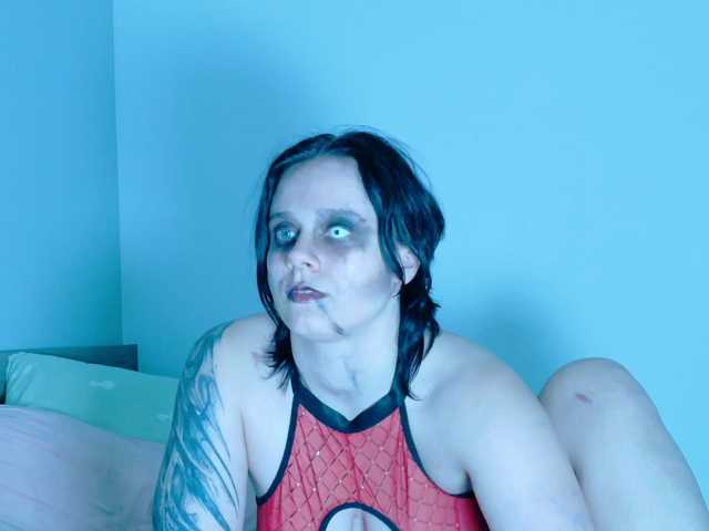 Red-RoxyFoxy