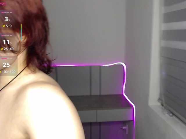Red-RoxyFoxy