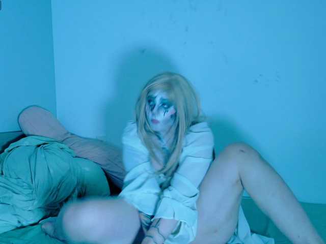 Red-RoxyFoxy live cam on BongaCams