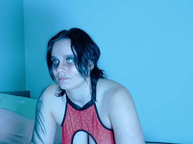 Red-RoxyFoxy live cam on BongaCams