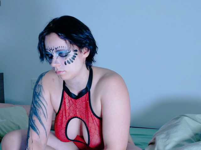 Red-RoxyFoxy live cam on BongaCams