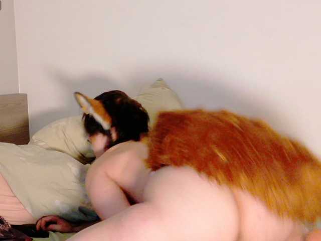 Red-RoxyFoxy