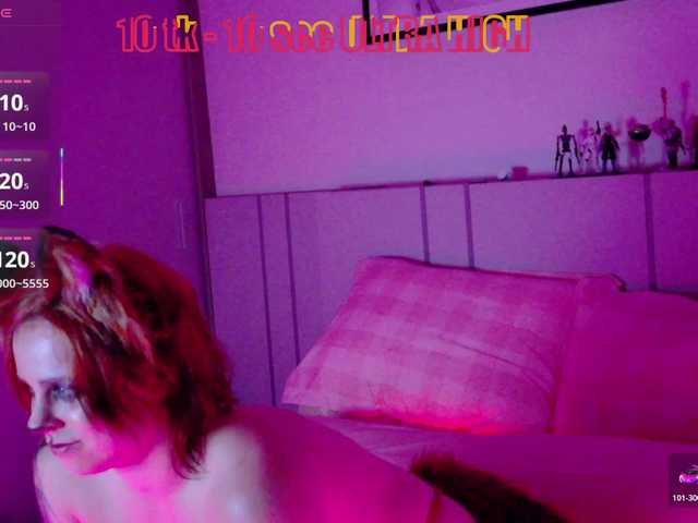 Red-RoxyFoxy