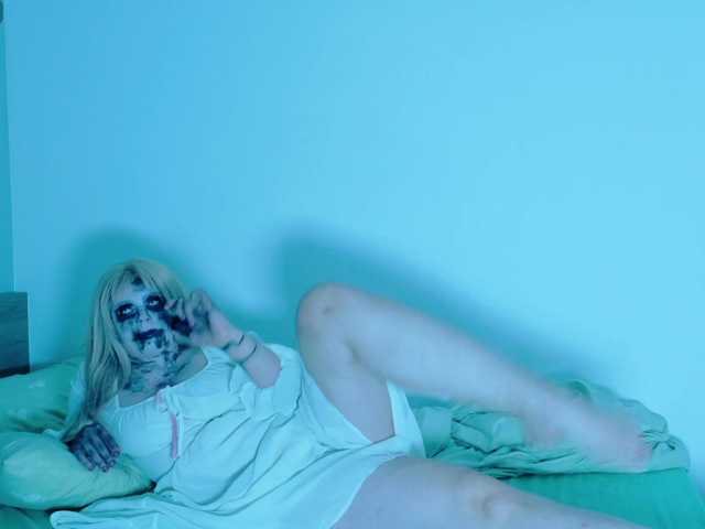 Red-RoxyFoxy