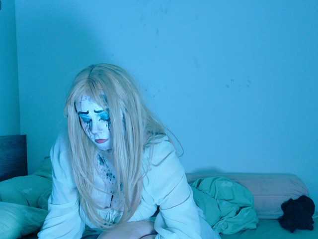 Red-RoxyFoxy live cam on BongaCams