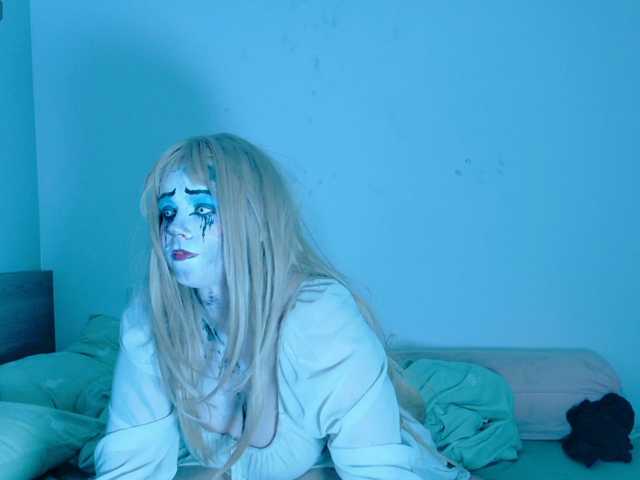 Red-RoxyFoxy live cam on BongaCams
