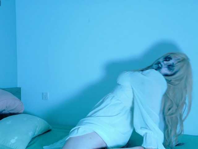 Red-RoxyFoxy live cam on BongaCams