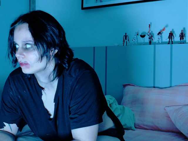 Red-RoxyFoxy live cam on BongaCams