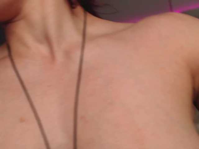 Red-RoxyFoxy live cam on BongaCams
