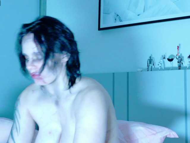 Red-RoxyFoxy, en directo ahora en BongaCams