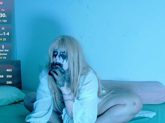 Red-RoxyFoxy live cam on BongaCams