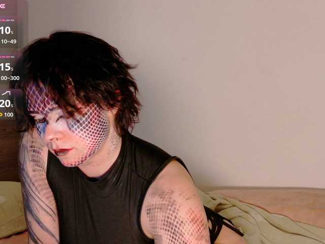 Red-RoxyFoxy live cam on BongaCams
