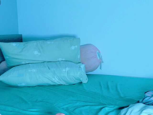 Red-RoxyFoxy live cam on BongaCams