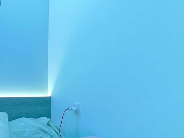 Red-RoxyFoxy live cam on BongaCams