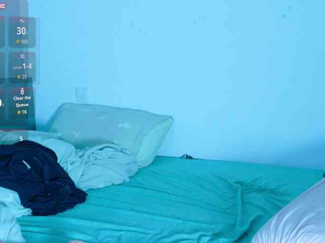 Red-RoxyFoxy webcam