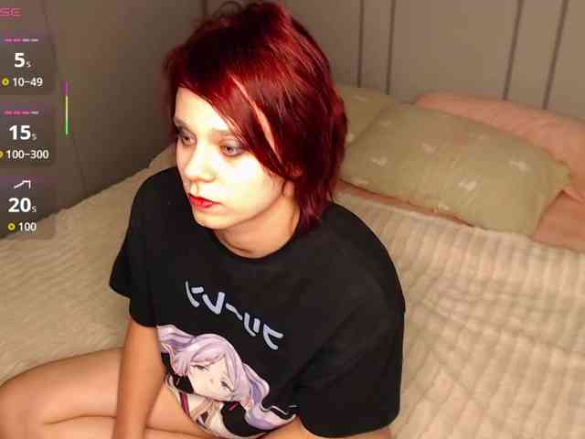 Red-RoxyFoxy webcam