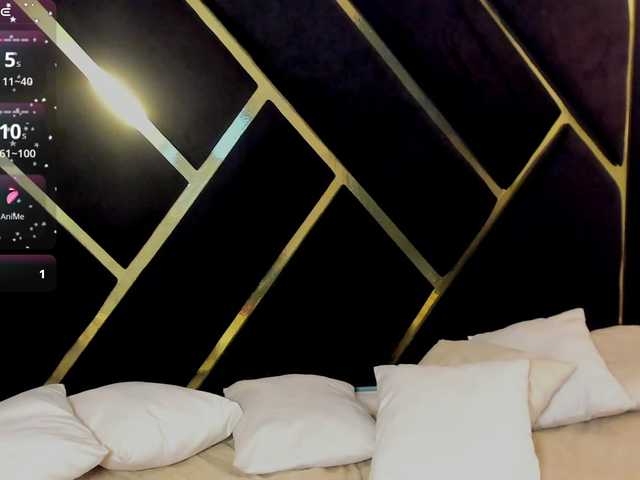 Vixenkitty live cam on BongaCams