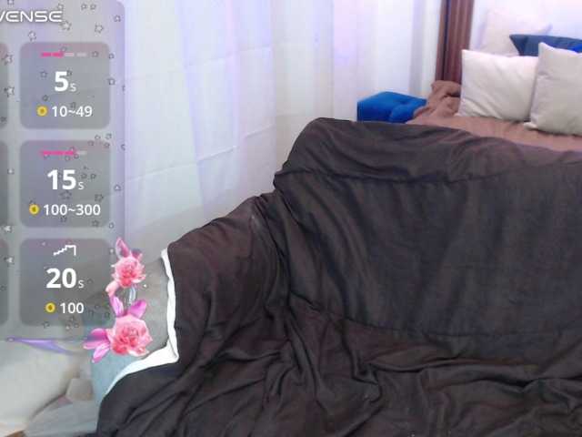 Vixenkitty live cam on BongaCams