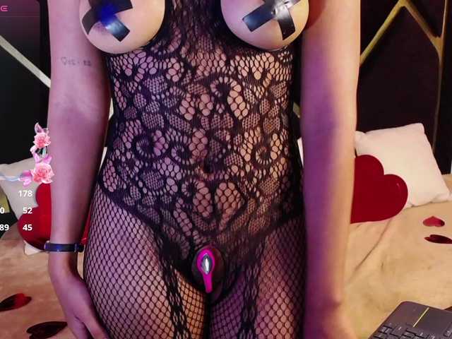 Vixenkitty live cam on BongaCams