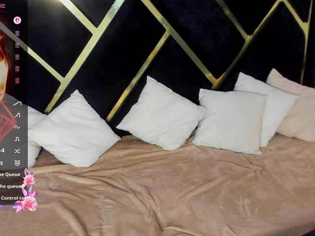 Vixenkitty live cam on BongaCams