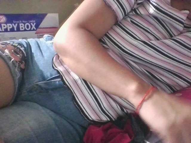 LUCKY17-1 live cam on BongaCams