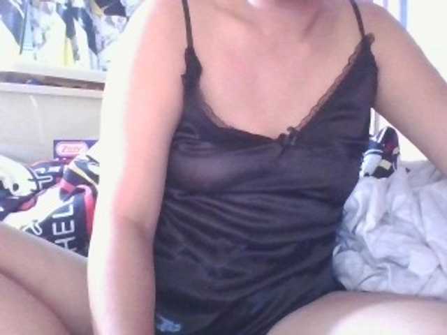 LUCKY17-1 live cam on BongaCams