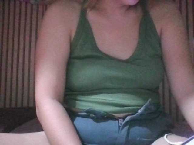 LUCKY17-1 live cam on BongaCams